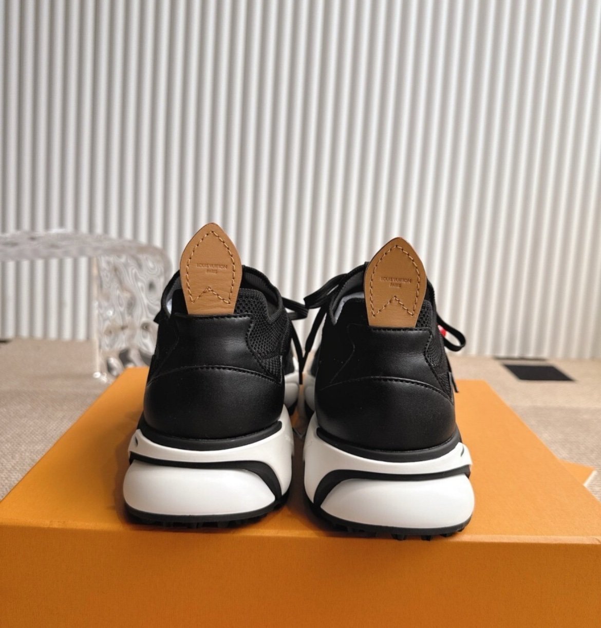 Louis Vuitton Runner Tatic Black/White