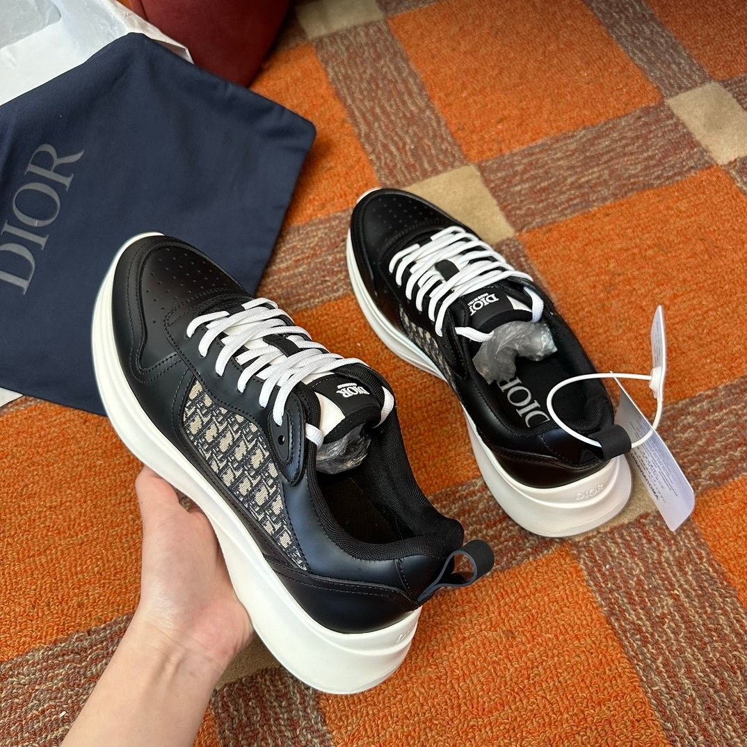 Dior B25 Oblique Black Leather White
