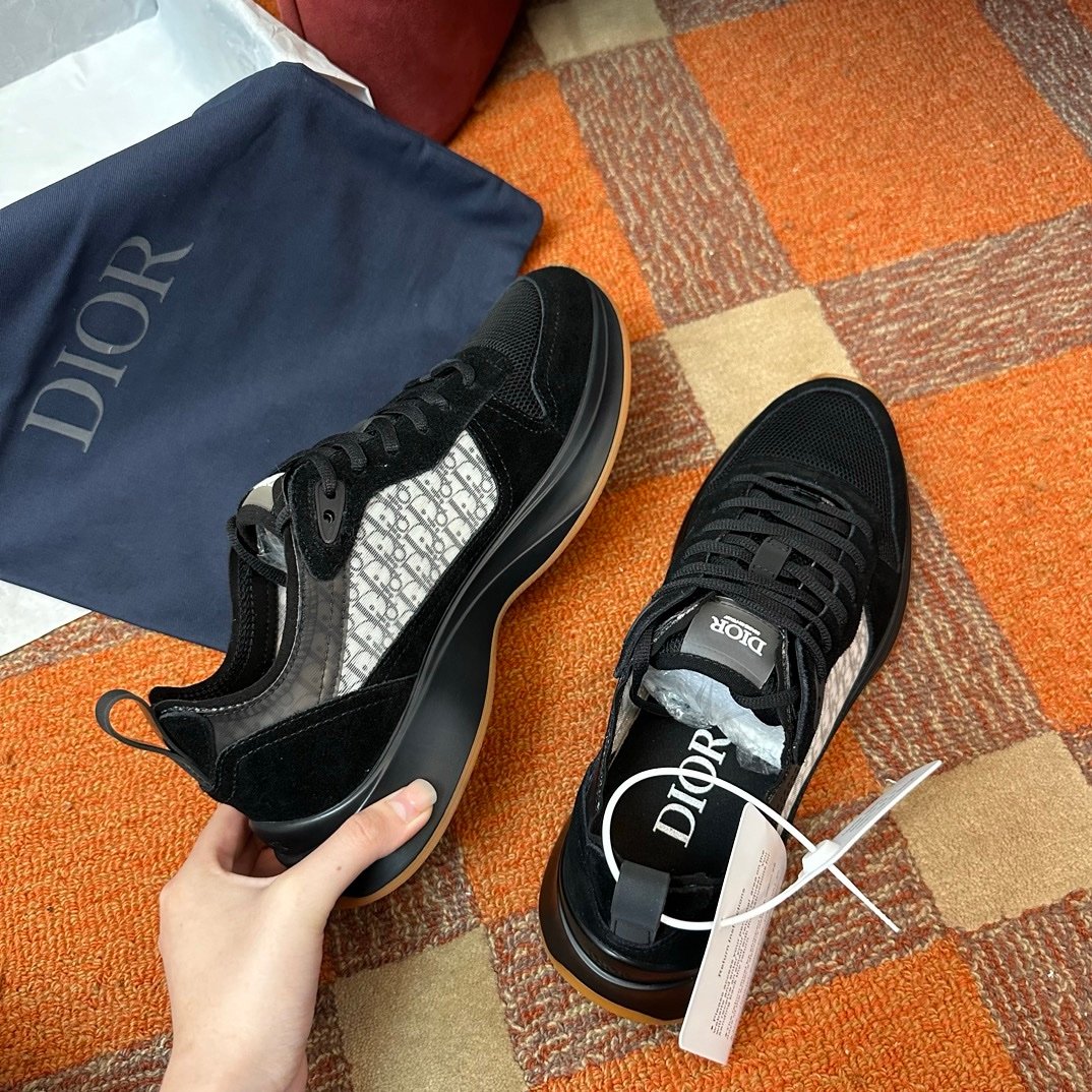 Dior B25 Suede Black/White