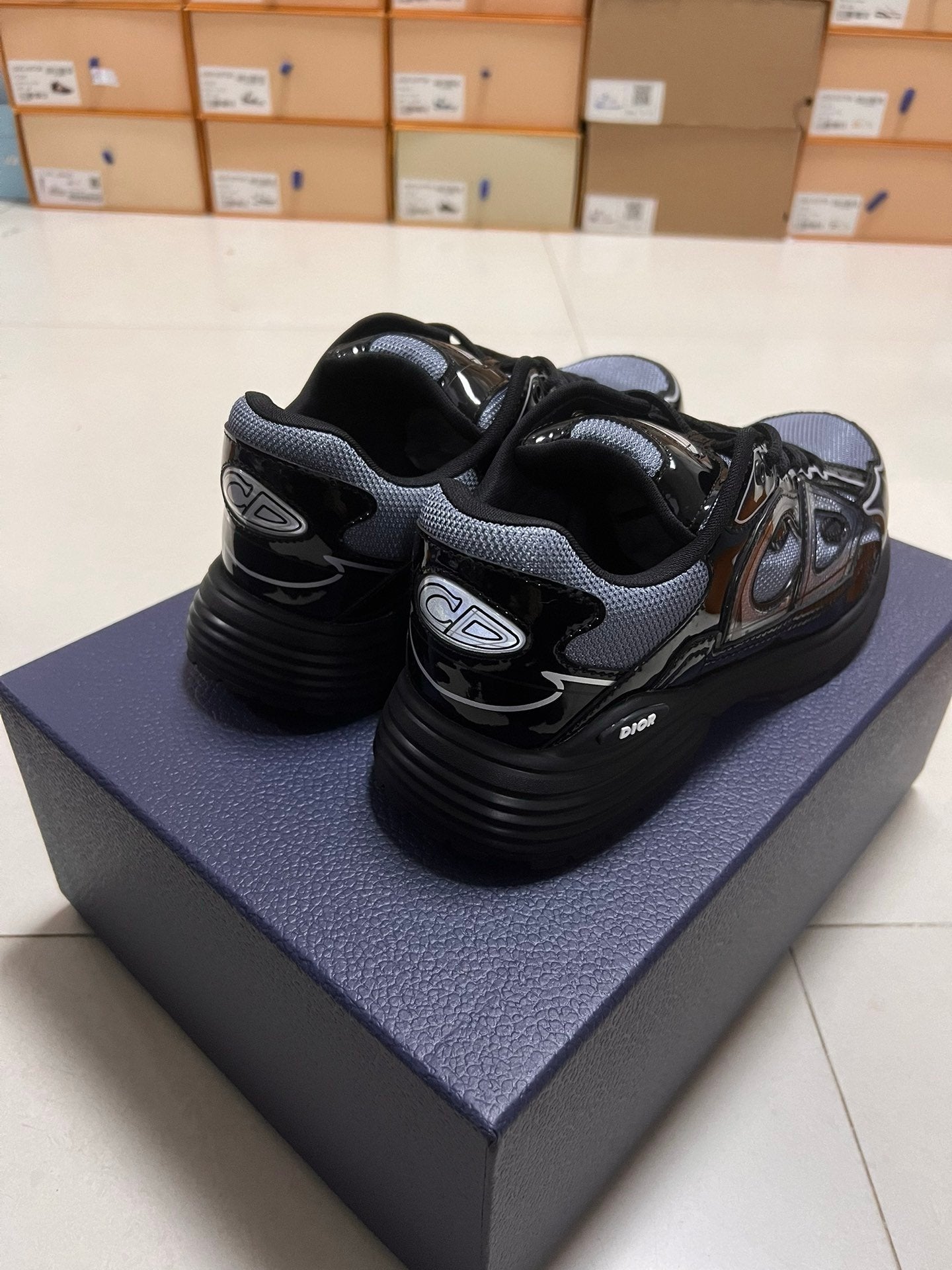 Dior B30 Reflective Patent Black/Grey