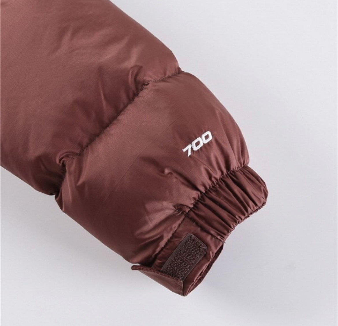 The North Face 1996 Retro Nuptse Jack Bordeaux
