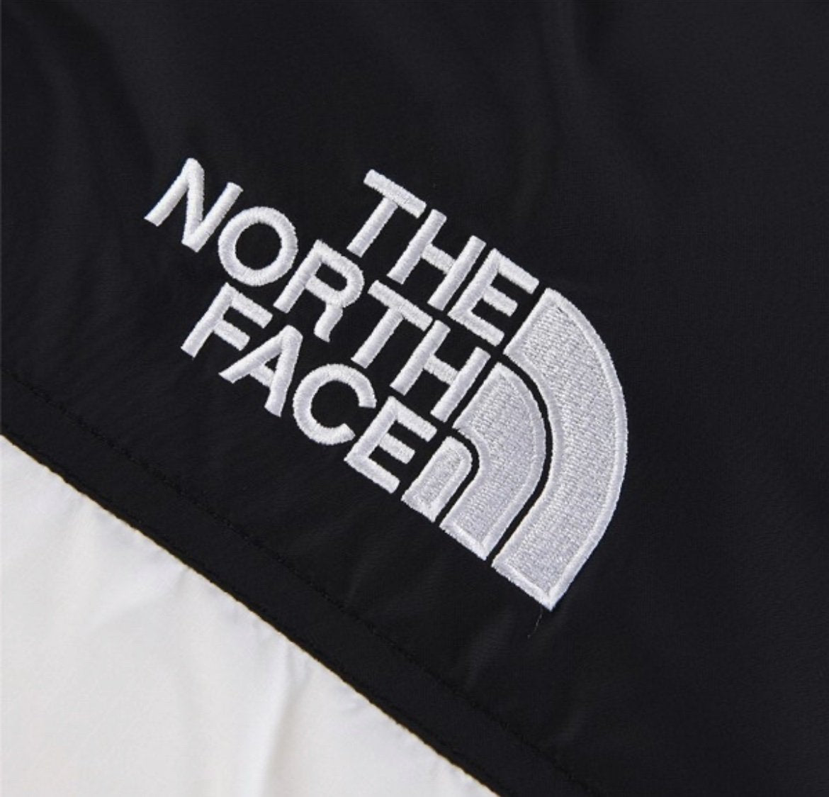 The North Face 1996 Retro Nuptse Jack White/Black
