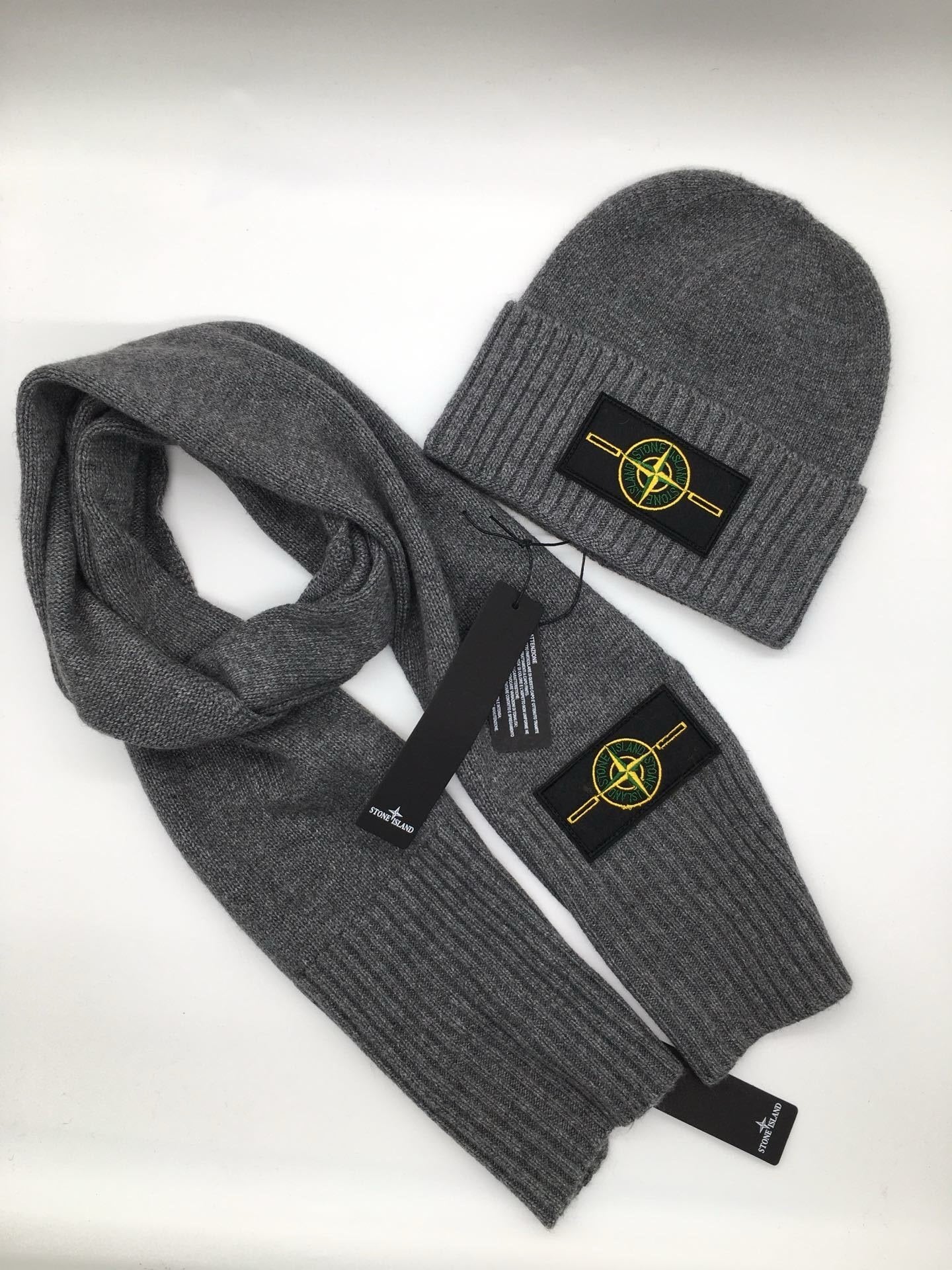 Stone Island Logo Patch Sjaal & Muts Set