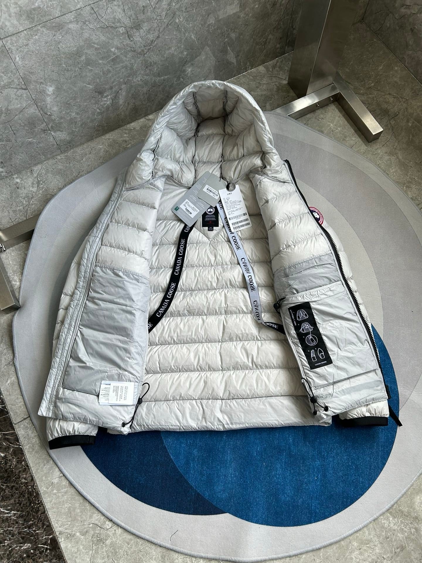 Canada Goose Crofton Down Jacket White