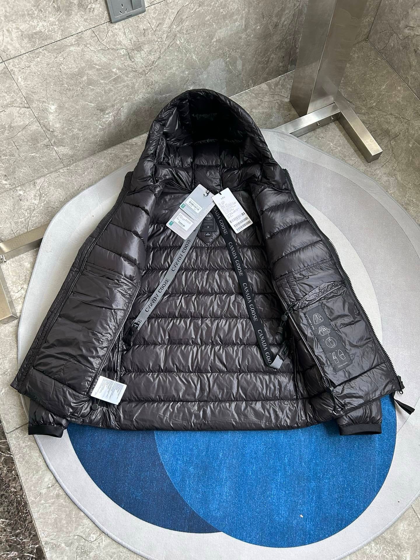 Canada Goose Crofton Down Jacket Black Patch
