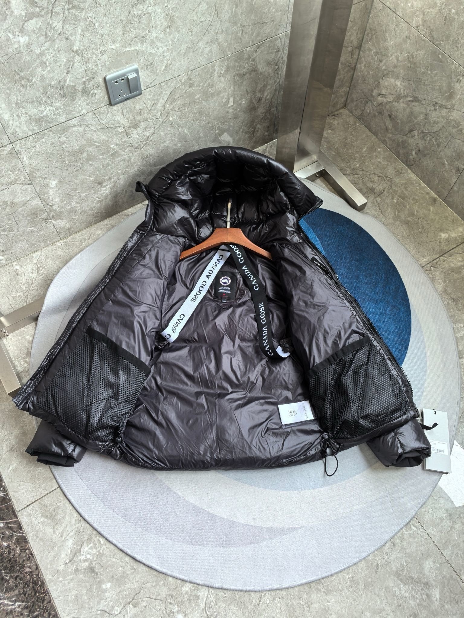 Canada Goose Crofton Puffer Black