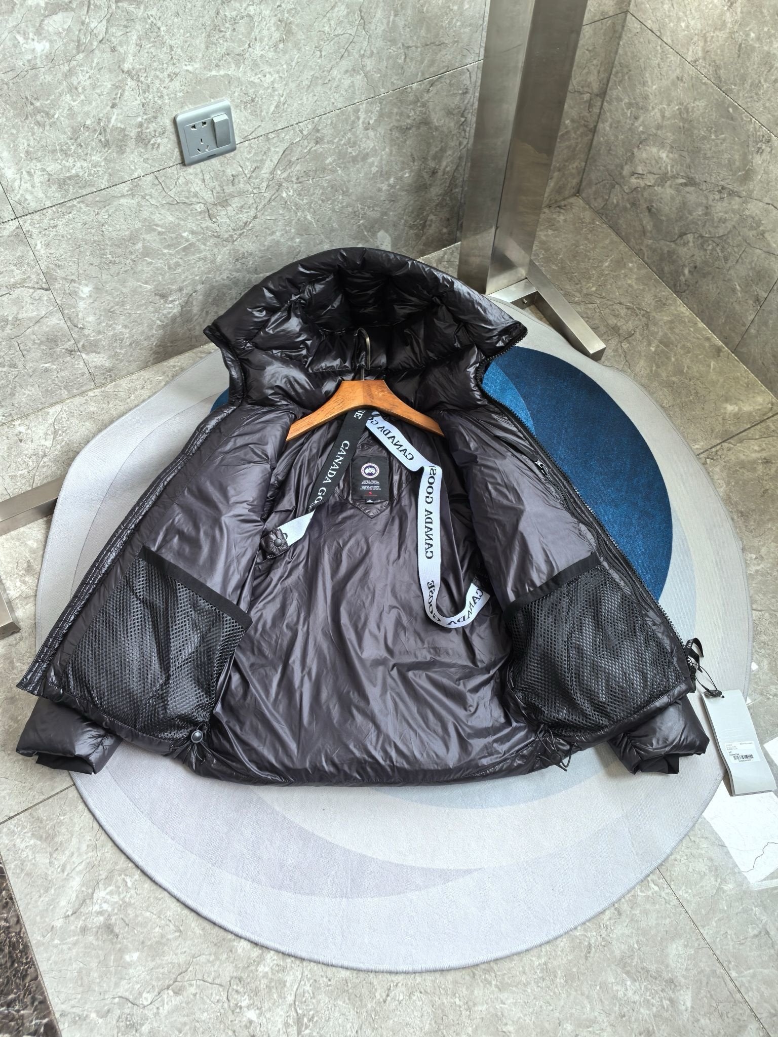 Canada Goose Crofton Puffer Black Patch