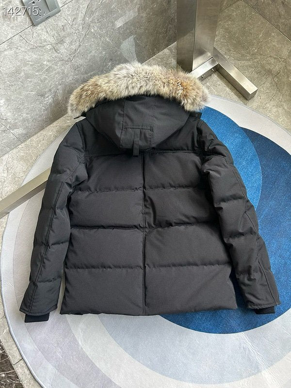 Canada Goose Wyndham Parka Black Label Fur