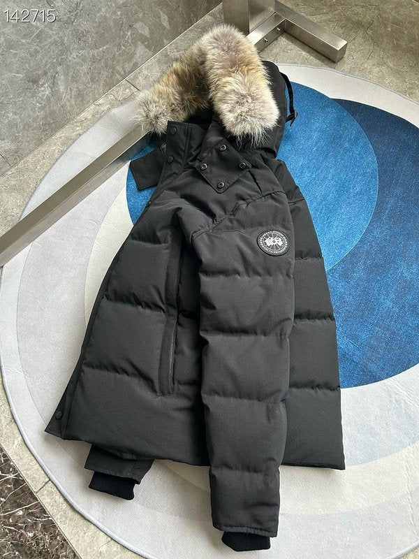 Canada Goose Wyndham Parka Black Label Fur