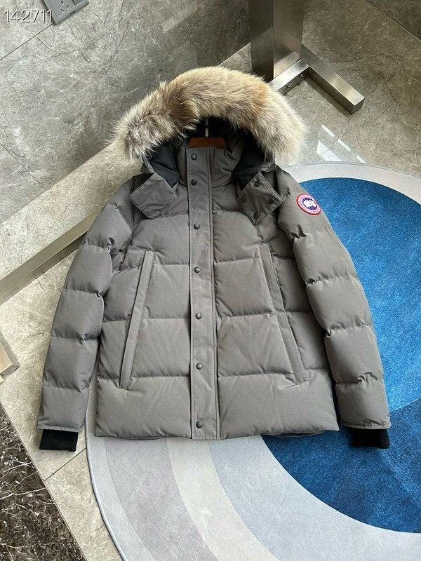 Canada Goose Wyndham Parka Graphite Fur