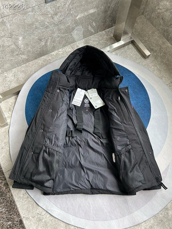 Canada Goose Wyndham Parka Black