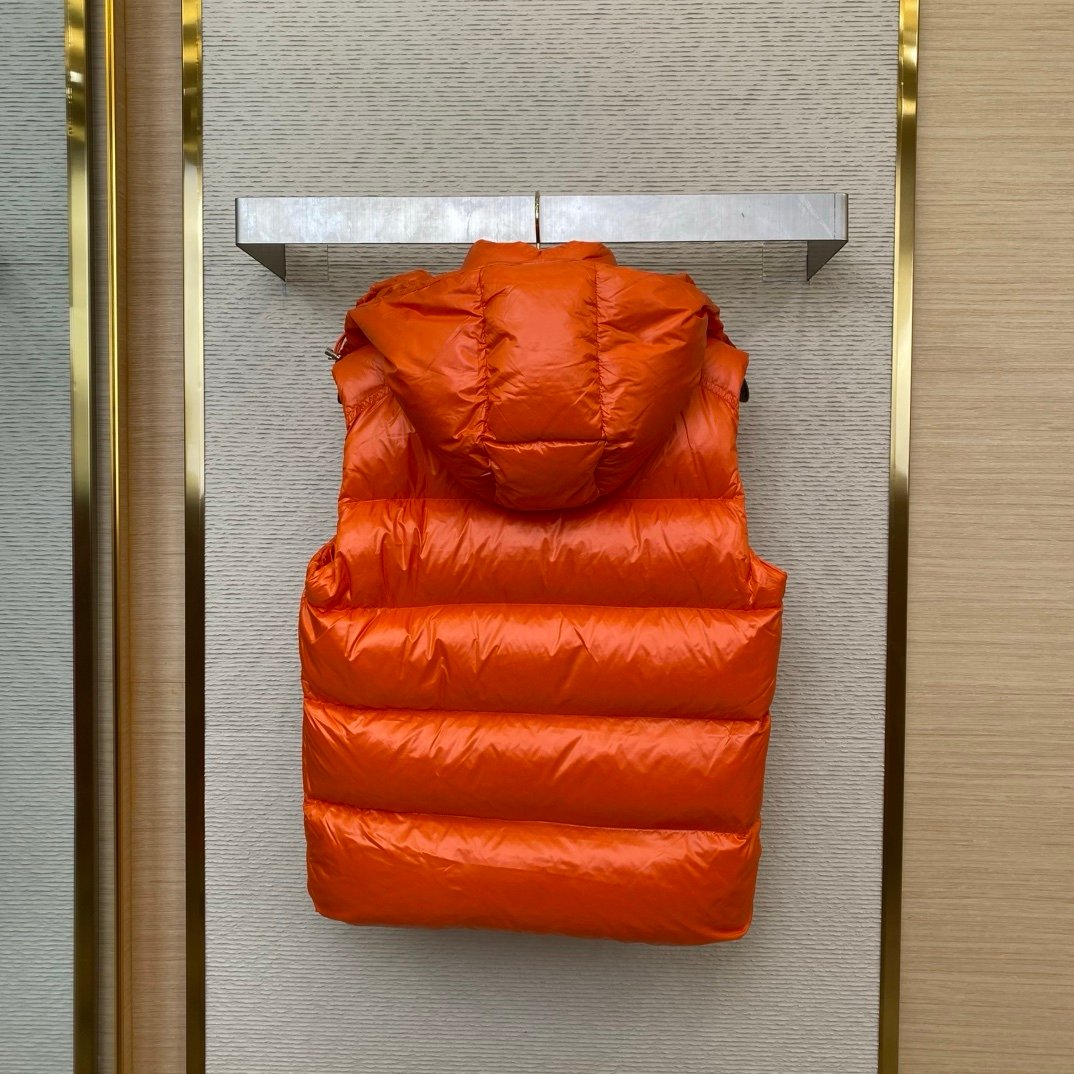 Moncler Lamentin Quilted Puffer Jacket Orange
