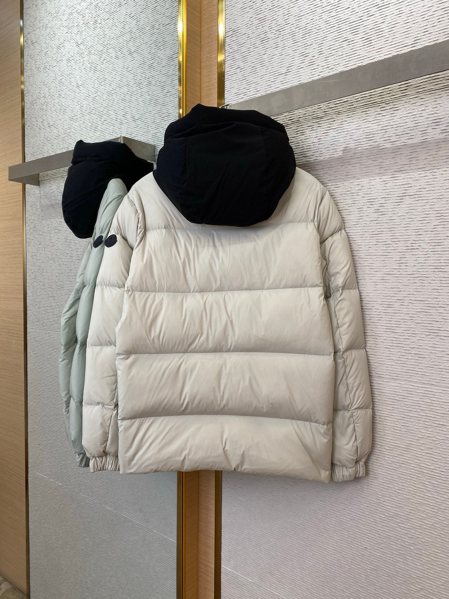 Moncler Madeira Down Jacket White/Black