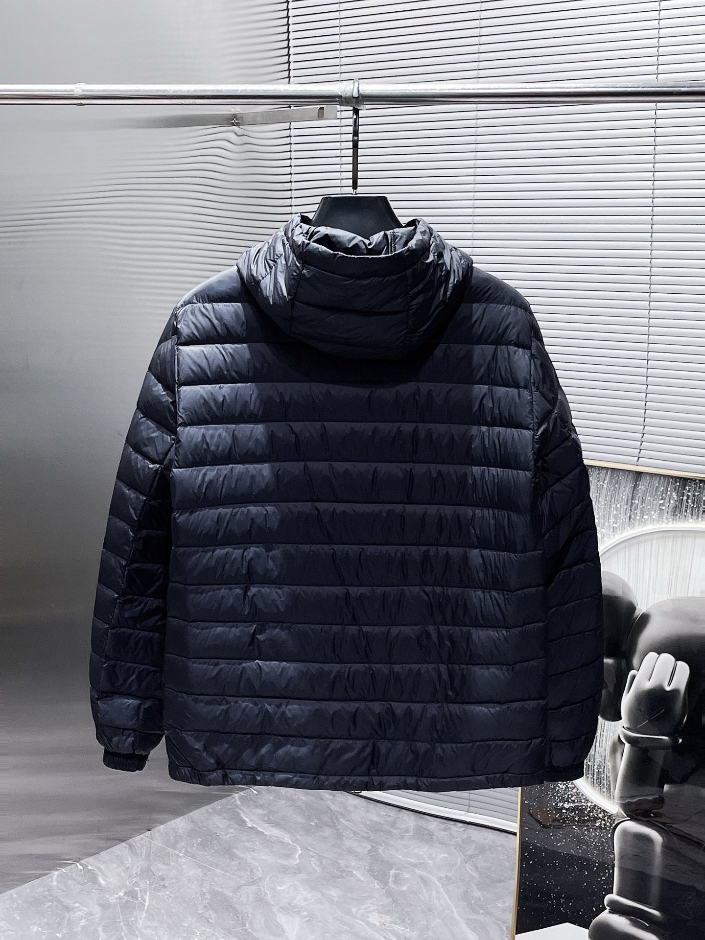 Moncler Douret Short Down Jacket Black