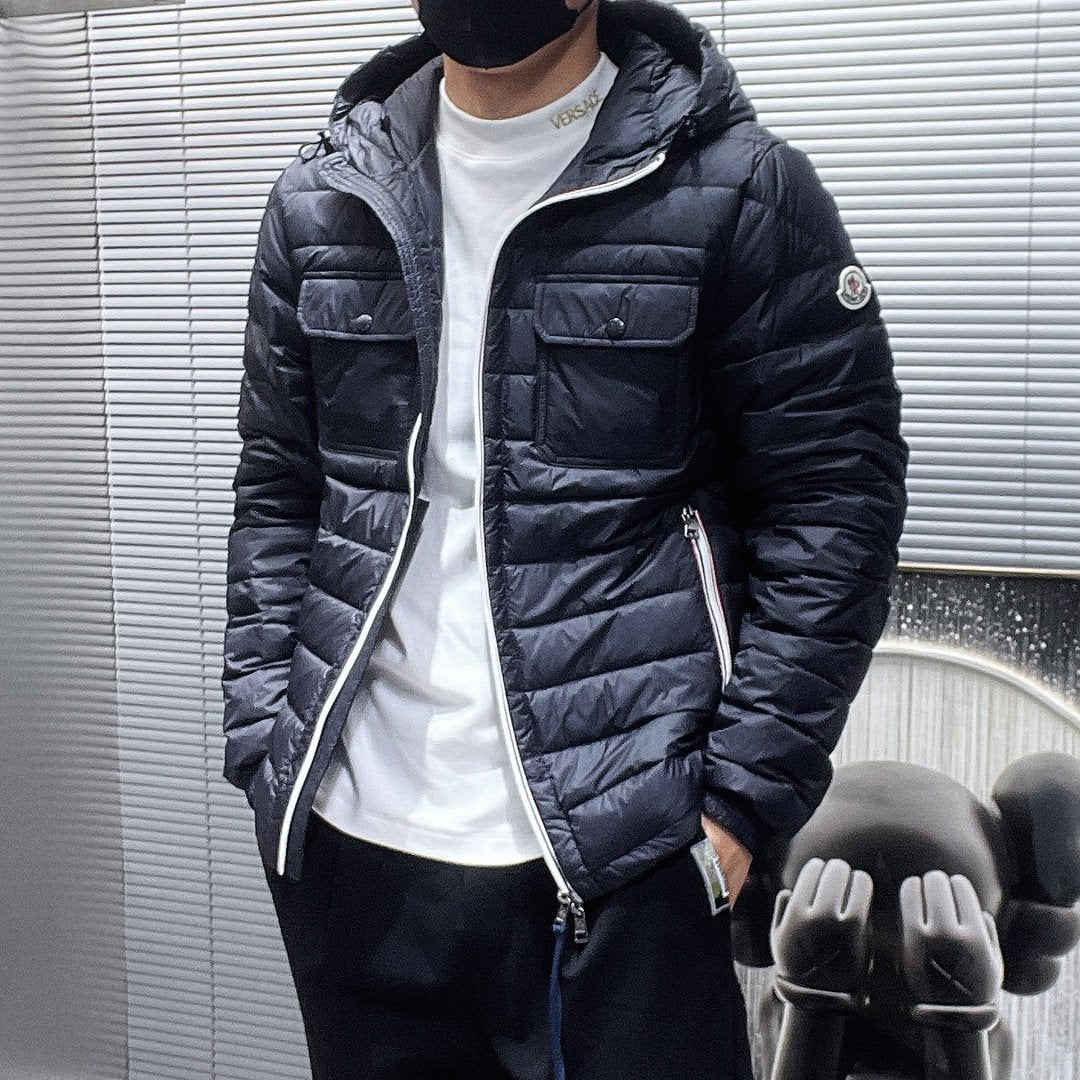 Moncler Douret Short Down Jacket Black