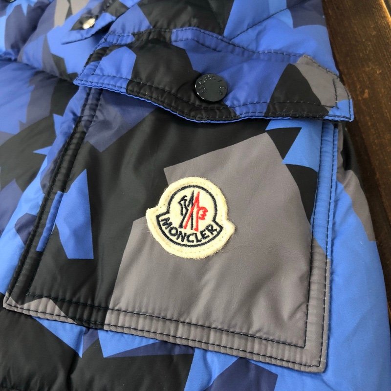 Moncler Mosa Hooded Puffer Jacket Blue