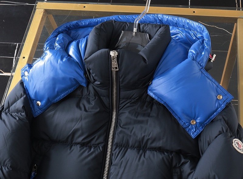Moncler Poirier Down Jacket Black/Blue