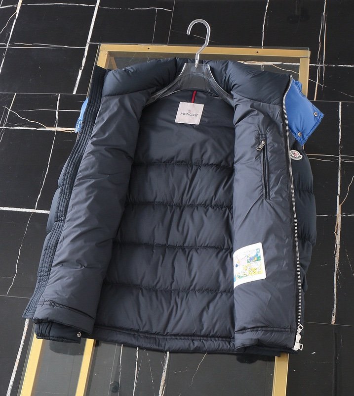 Moncler Poirier Down Jacket Black/Blue