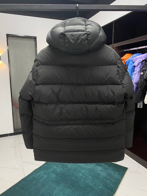 Moncler Bauges Short Down Jacket Black