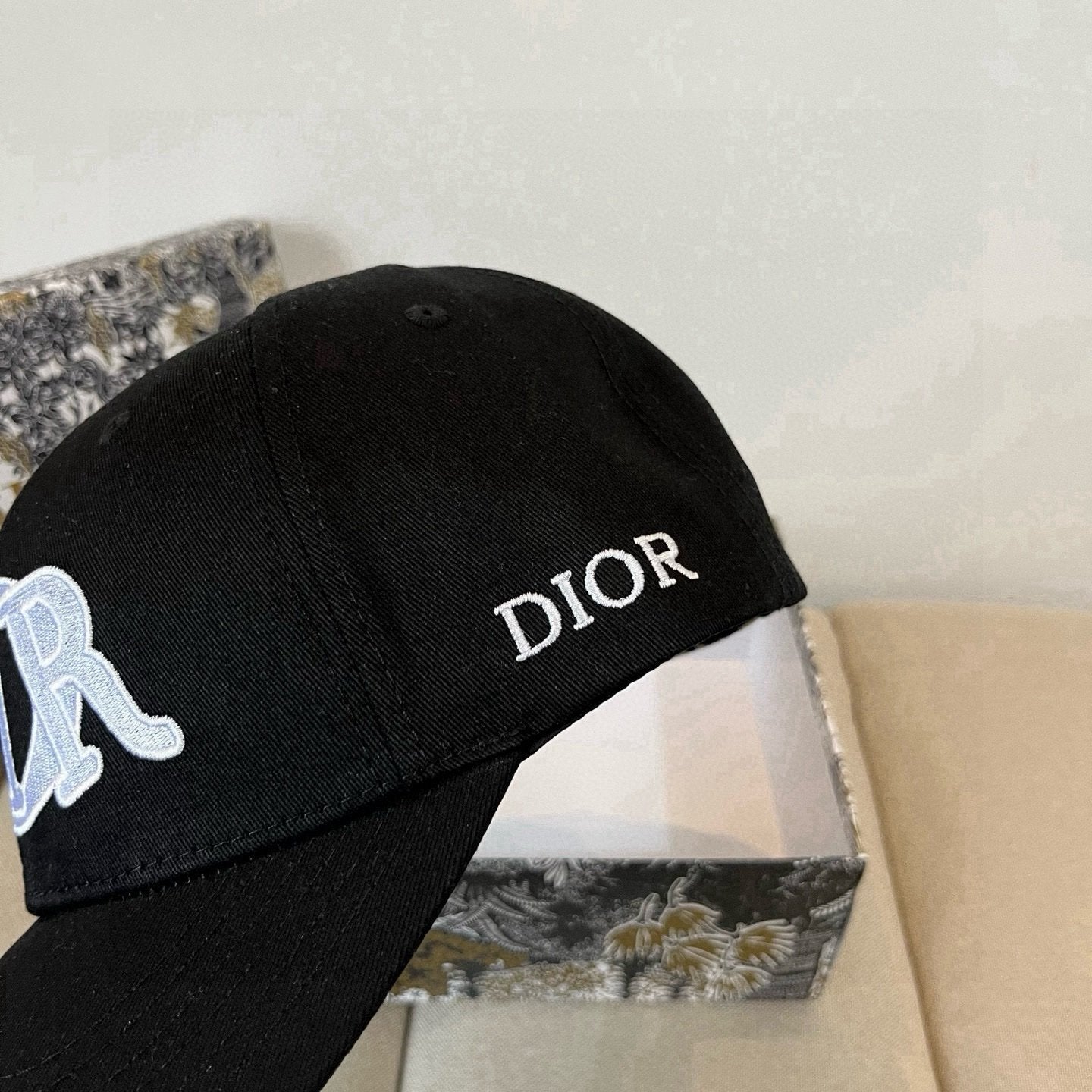 Dior Charm Cap Black