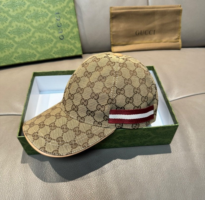 Gucci GG Baseball Cap Limited Edition Red White