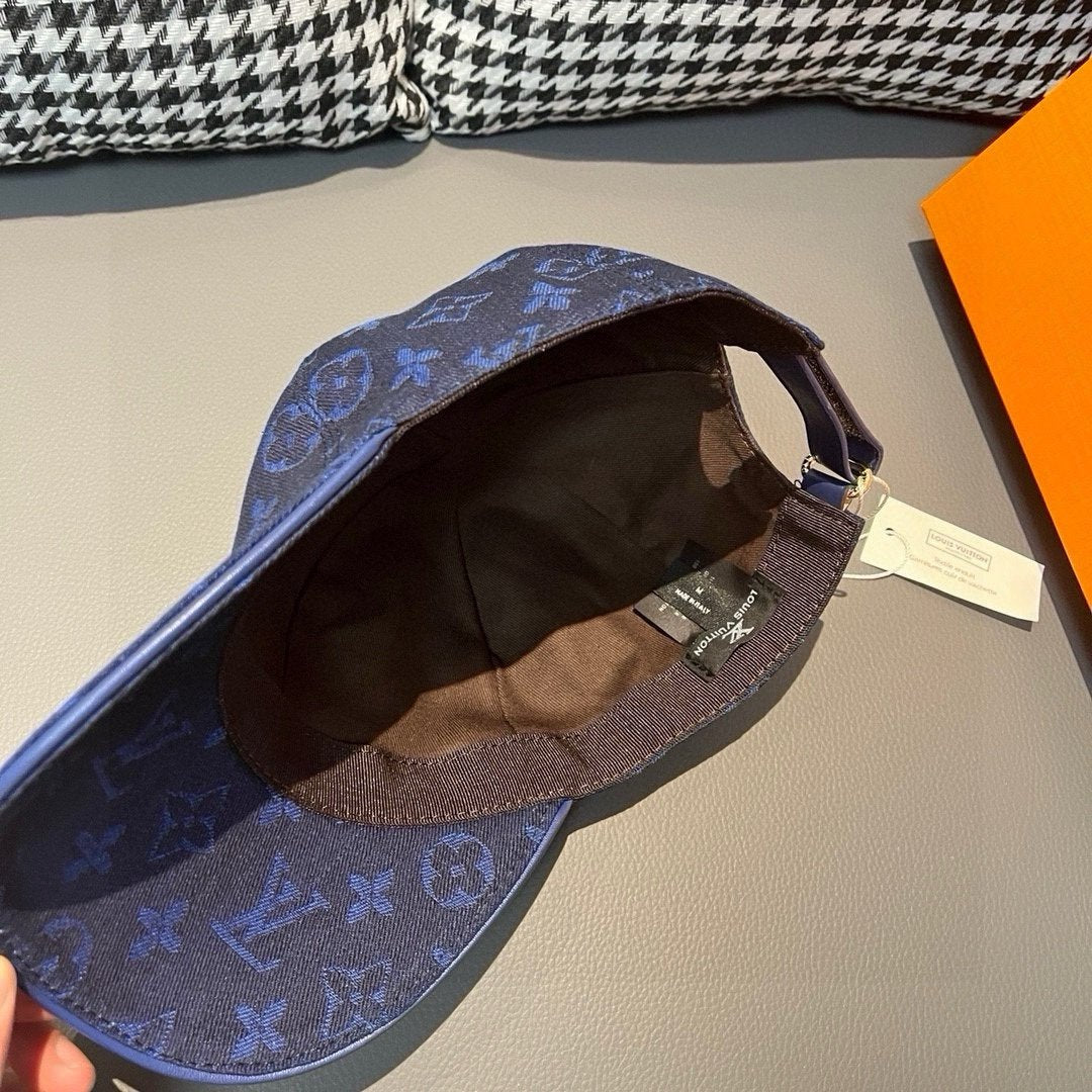 Louis Vuitton Monogram Essential Cap Blue
