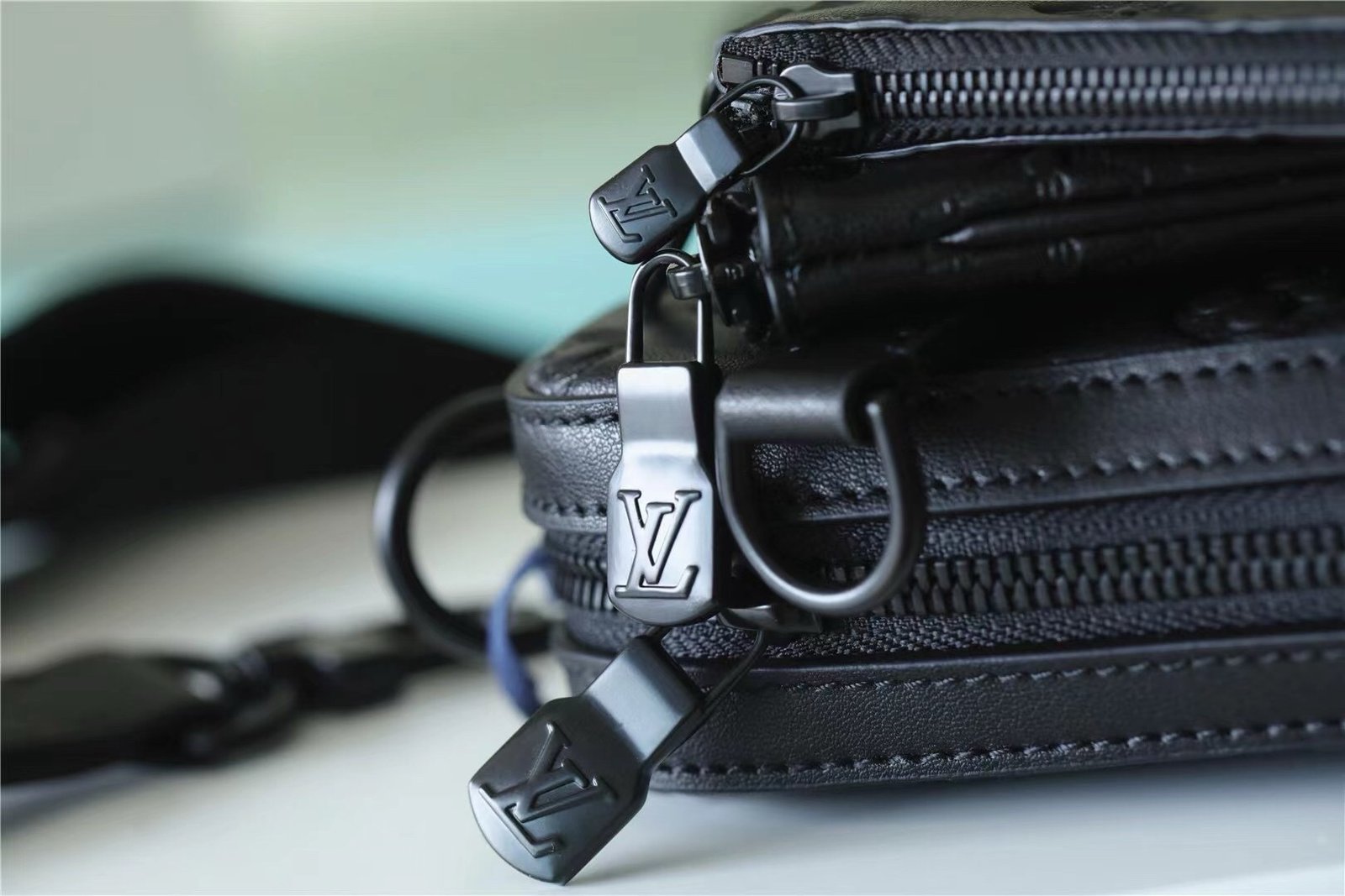 Louis Vuitton Trio Messenger Bag Shadow Leather Black