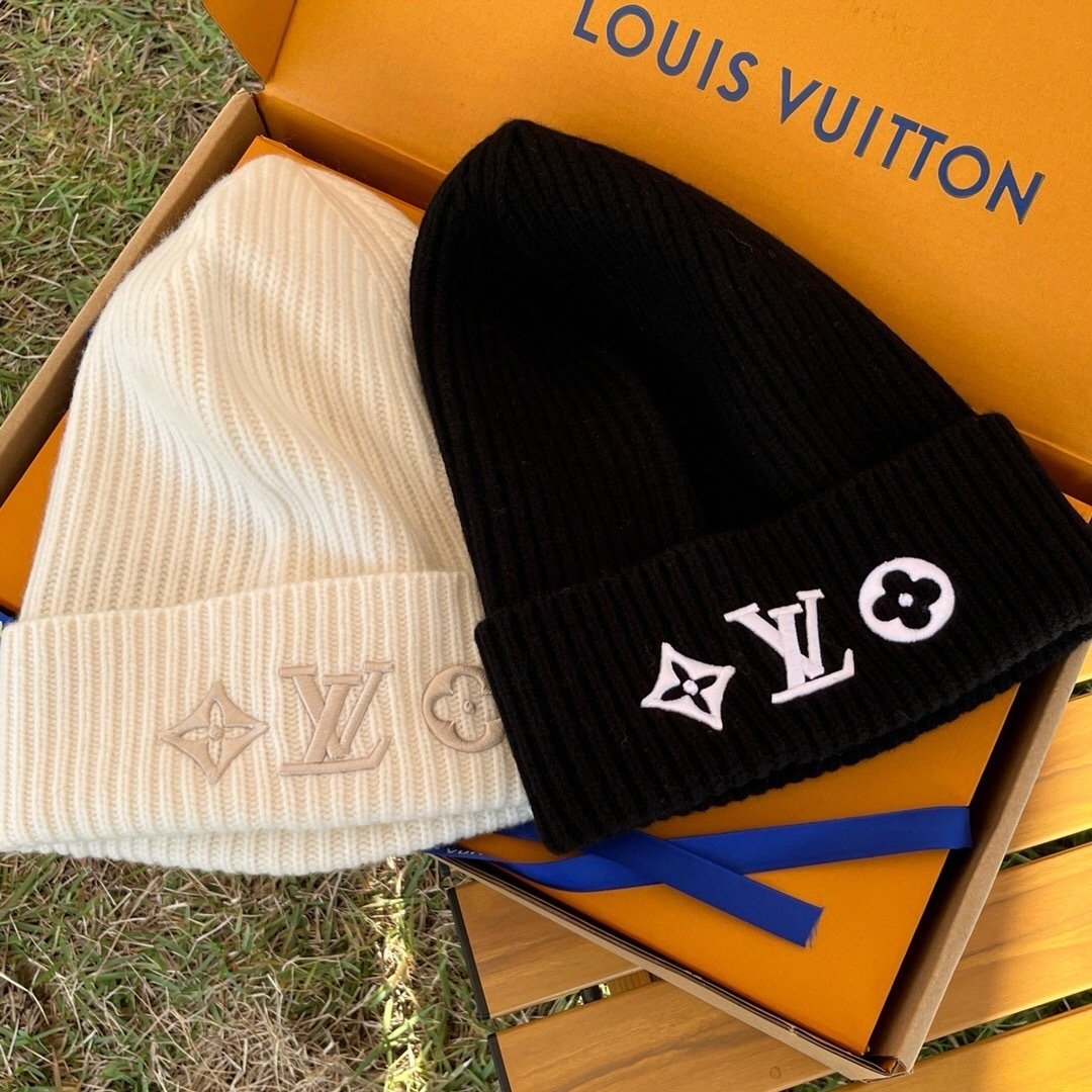 Louis Vuitton Wool Logo Beanie