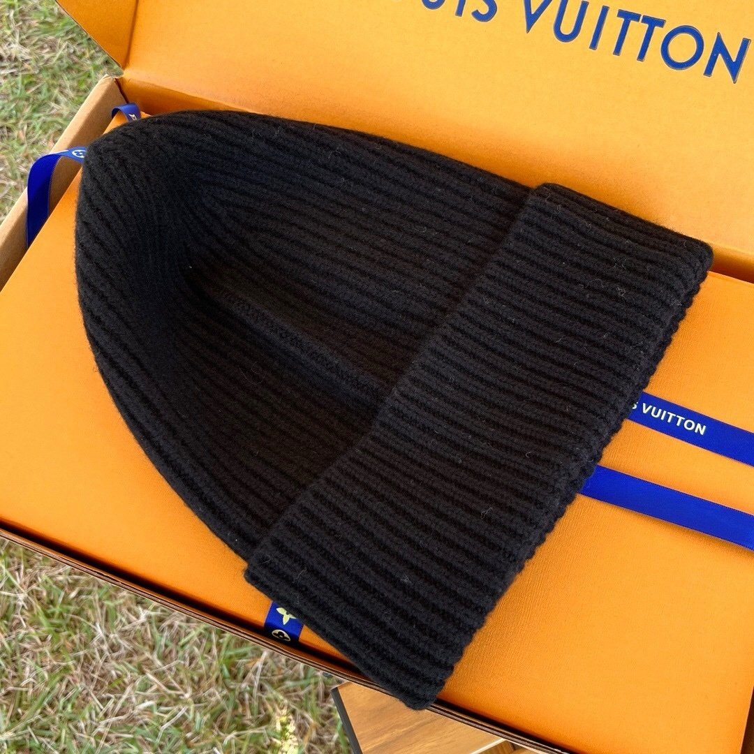 Louis Vuitton Wool Logo Beanie