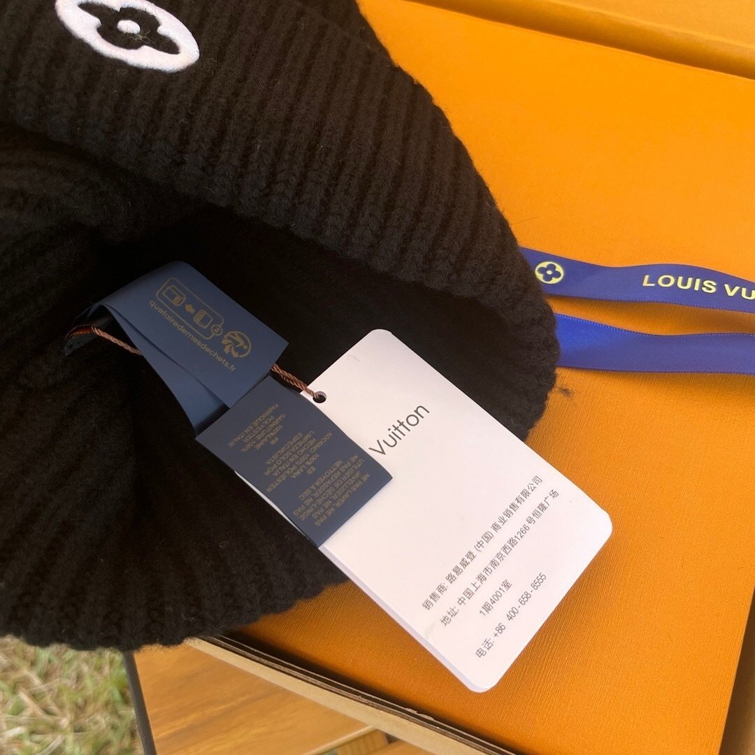 Louis Vuitton Wool Logo Beanie