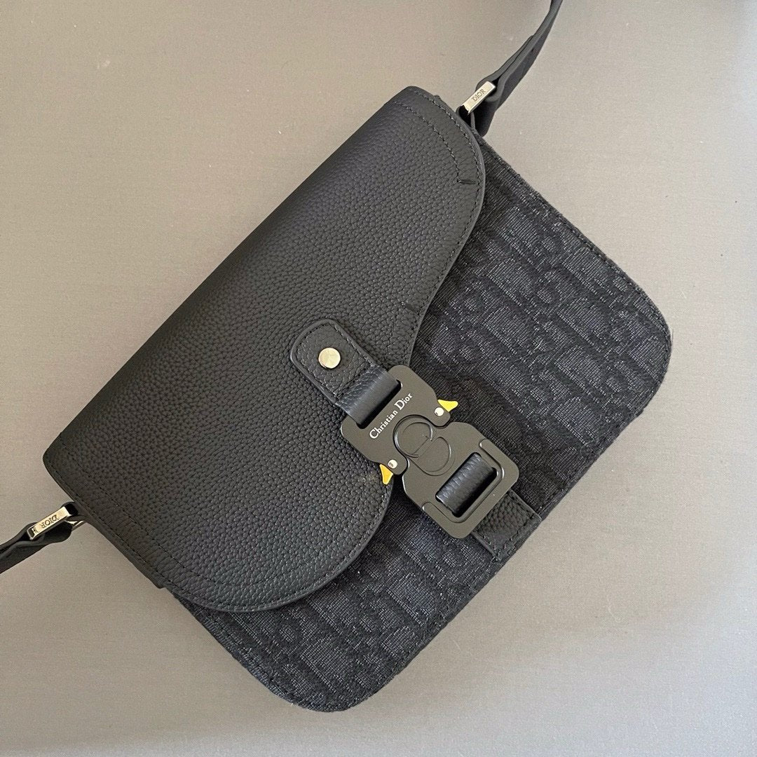 Dior Oblique Saddle Messenger Bag Black
