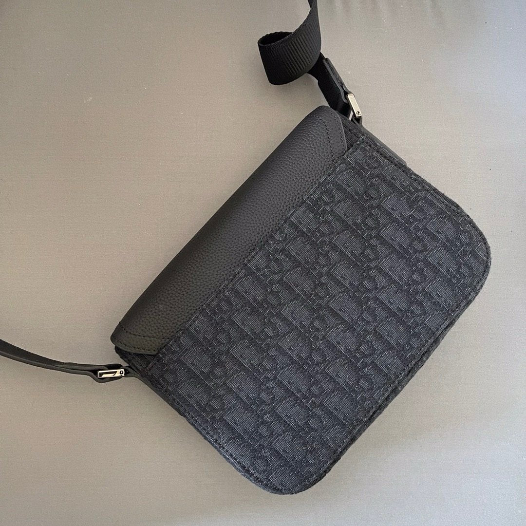 Dior Oblique Saddle Messenger Bag Black