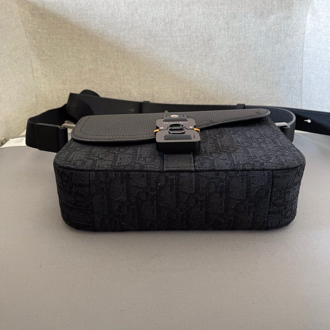 Dior Oblique Saddle Messenger Bag Black