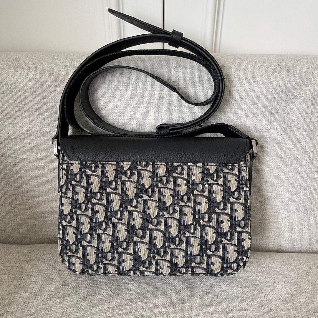 Dior Oblique Saddle Messenger Bag