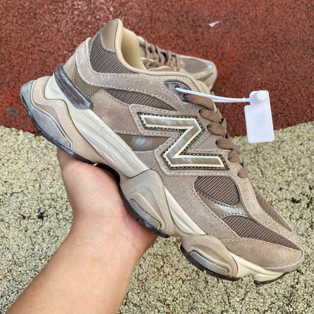 New Balance 9060 Mushroom Timberwolf
