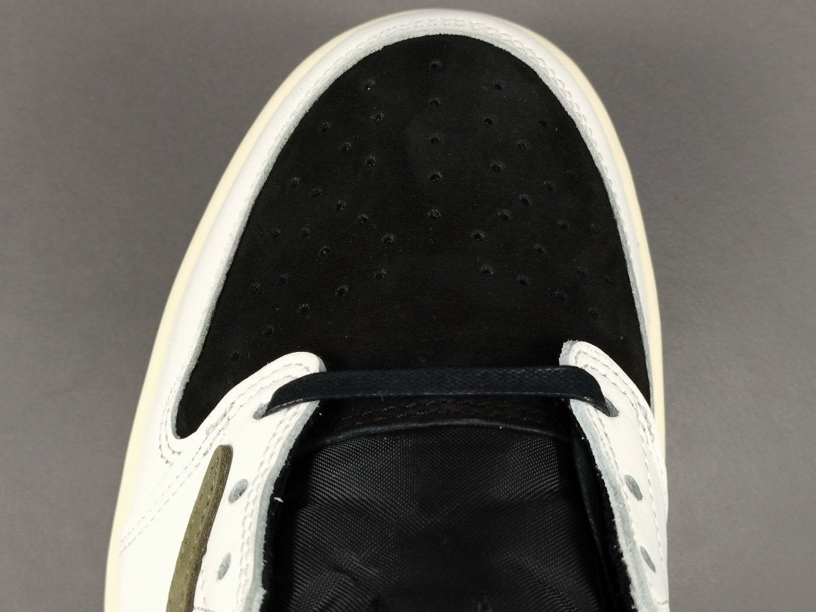 Jordan 1 Retro Low OG SP
Travis Scott Olive