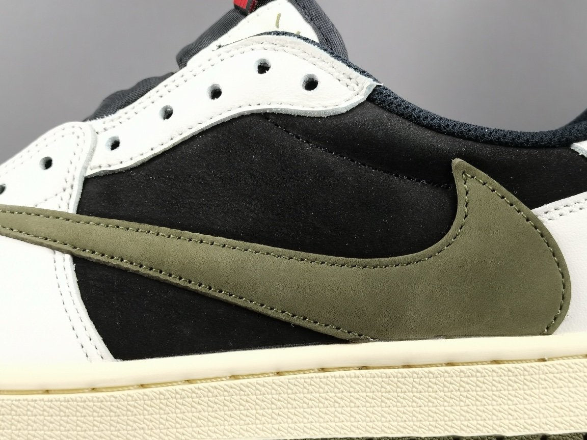 Jordan 1 Retro Low OG SP
Travis Scott Olive