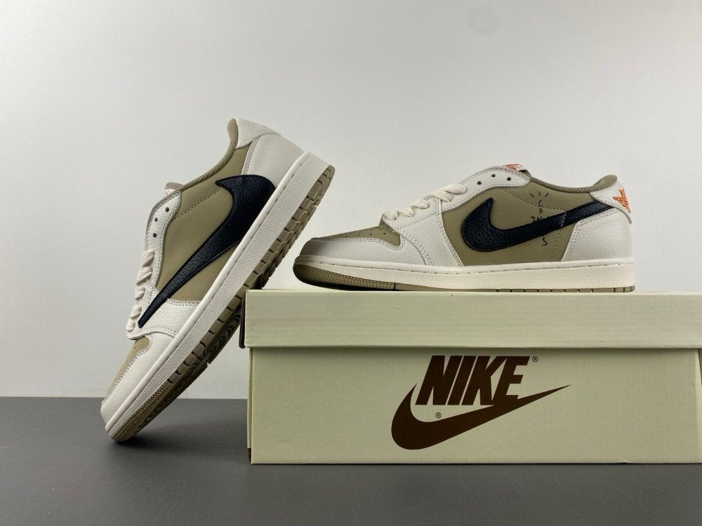 Jordan 1 Retro Low Golf
Travis Scott Neutral Olive