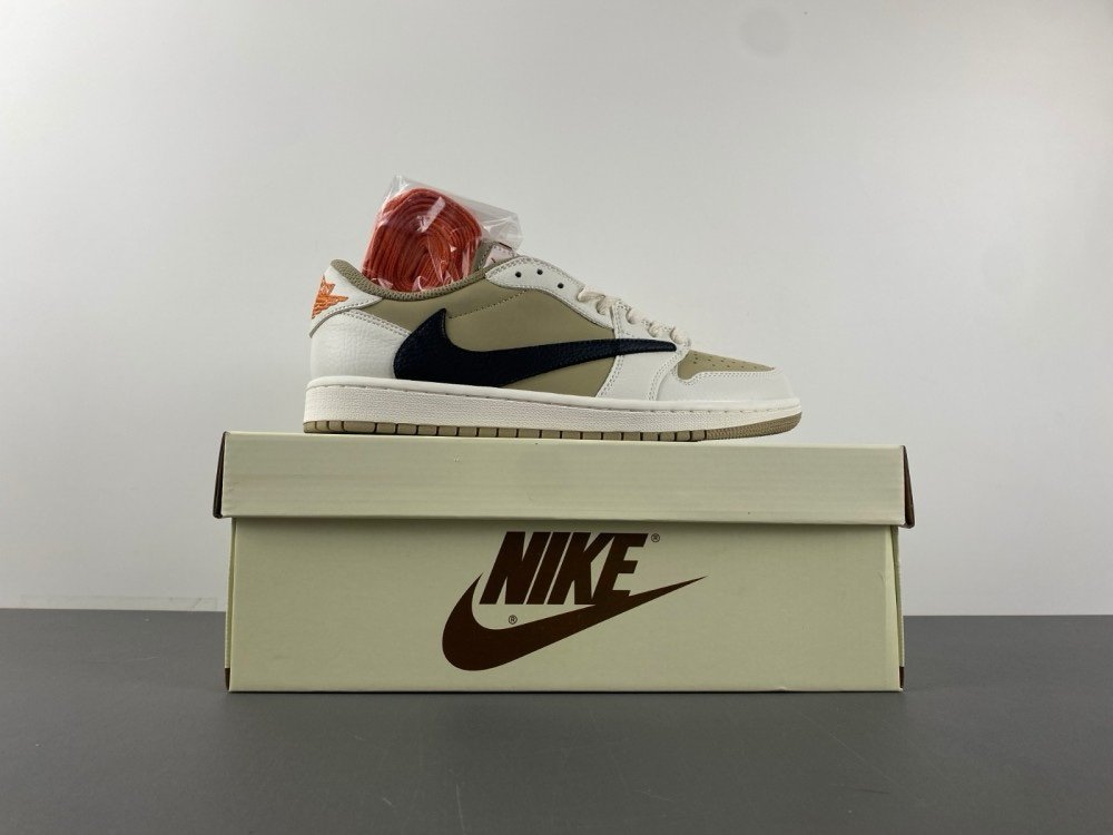Jordan 1 Retro Low Golf
Travis Scott Neutral Olive