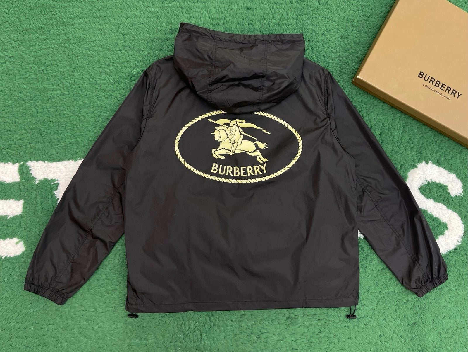 Burberry Black Light Jacket Newport