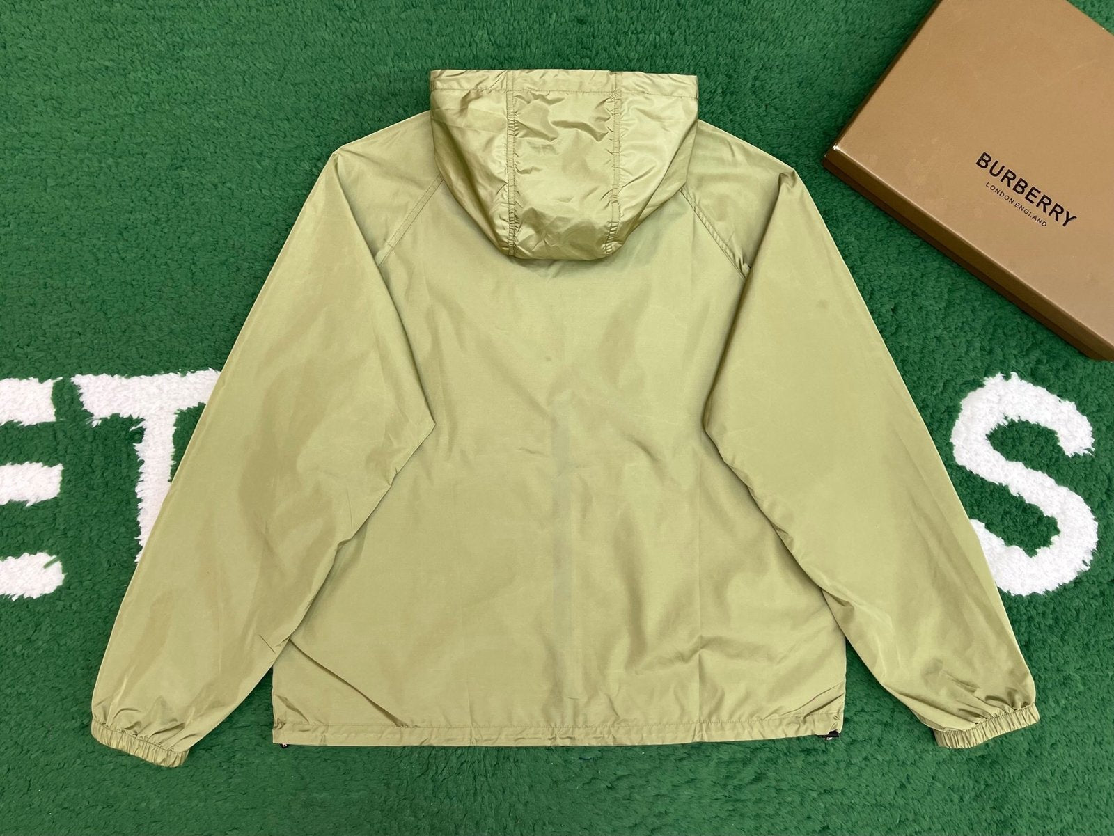 Burberry Olive Green Nylon Jacket Check-strip