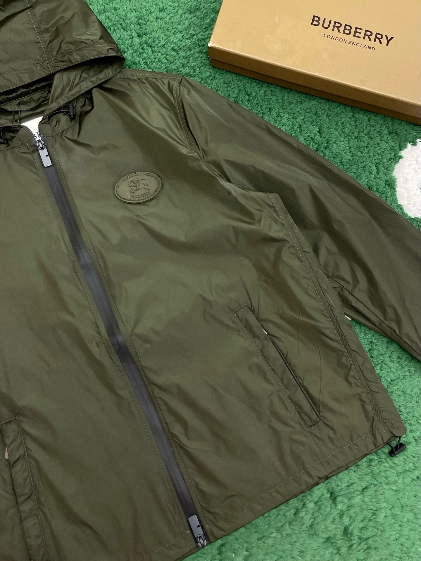 Burberry Green Light Jacket Newport