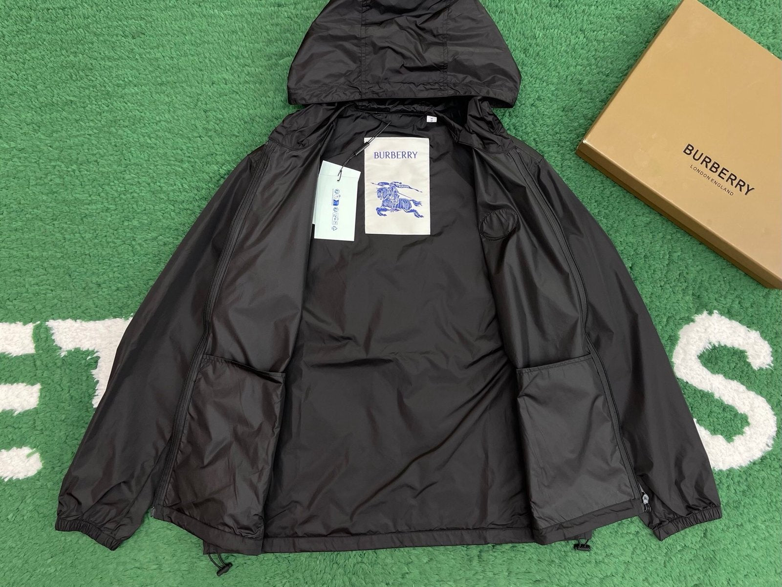 Burberry Black Light Jacket Newport