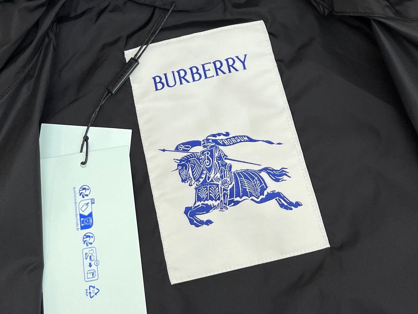 Burberry Black Light Jacket Newport