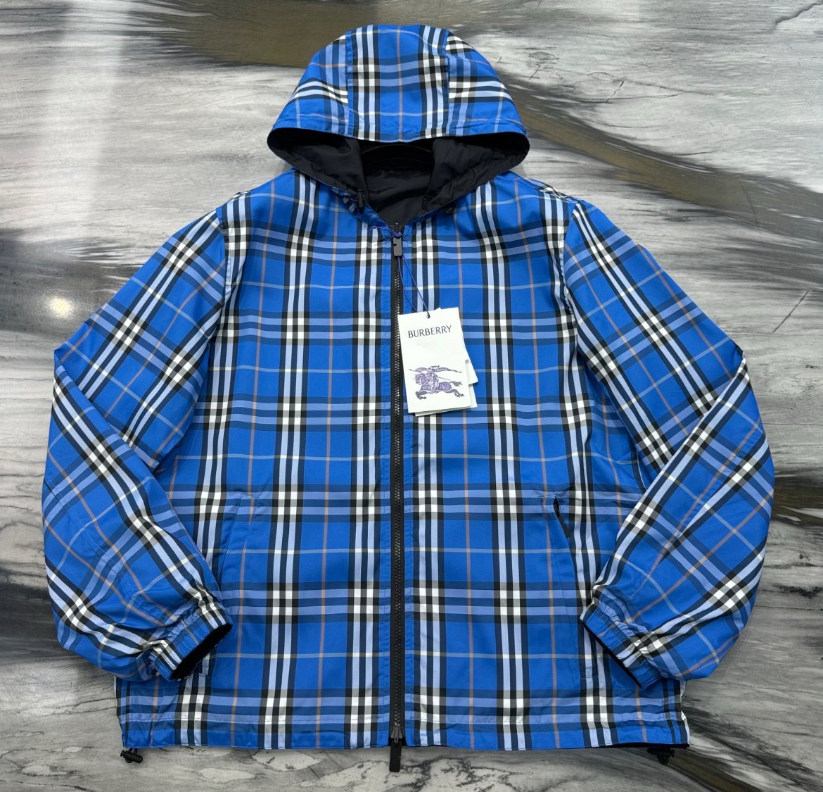 Burberry Men’s New Port Lightweight Windbreaker Black