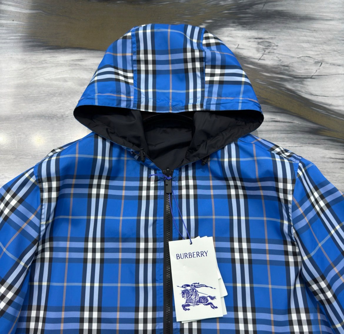 Burberry Men’s New Port Lightweight Windbreaker Black