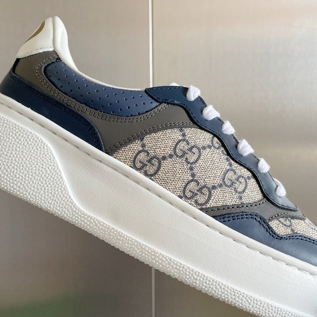 Gucci GG Supreme Beige Navy