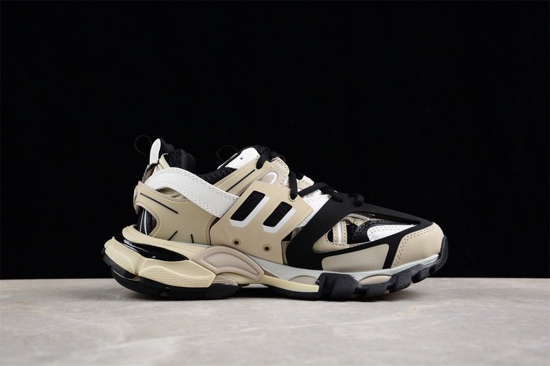 Balenciaga Track Trainer Beige Black