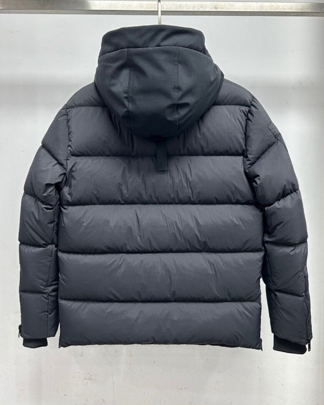 Moose Knuckles Everest Moose Q3 Jacket In Black