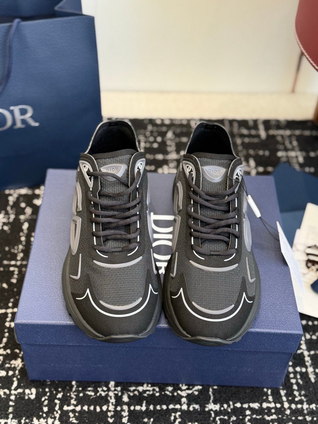 Dior B30 Countdown Tech Black Semi Transparant